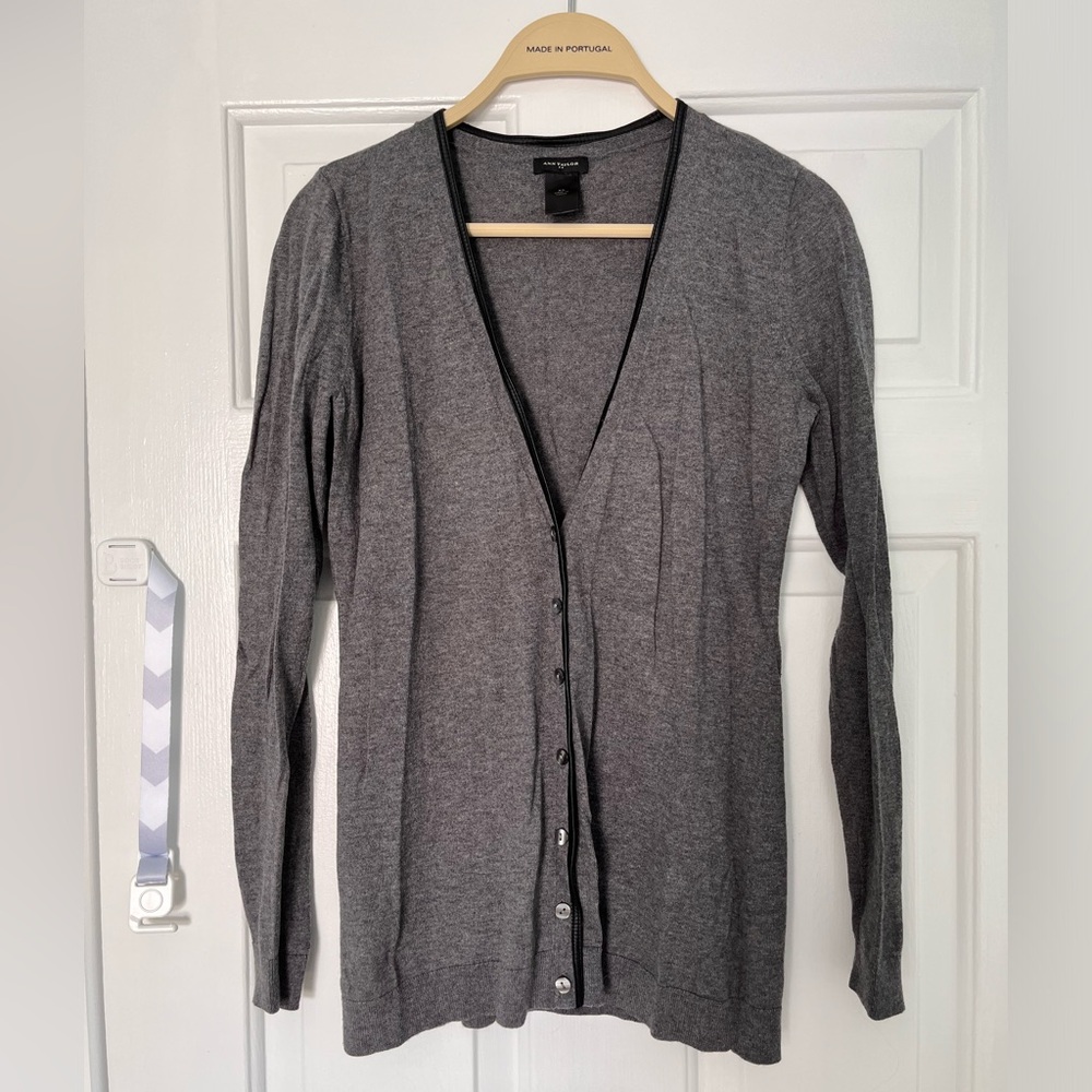 Ann Taylor V-Neck Cardigan - grey - XS